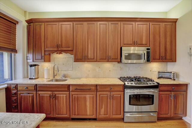 Building Photo - 1 Roseld Ave