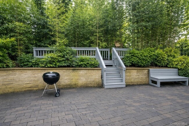 Building Photo - 45-44 Browvale Ln