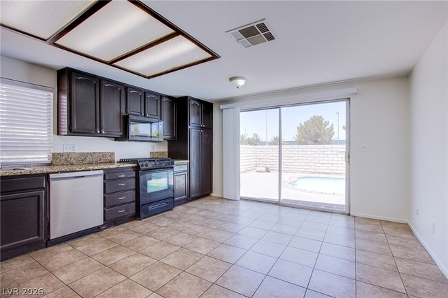 Building Photo - 7510 Isley Ave