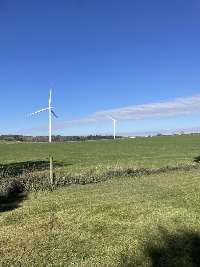 Building Photo - 7020 Brown Rd