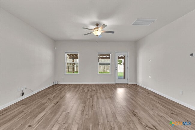 Building Photo - 104 Javans Nest