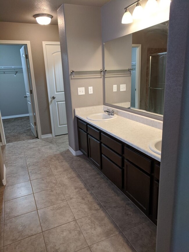 Building Photo - Open layout two-story home