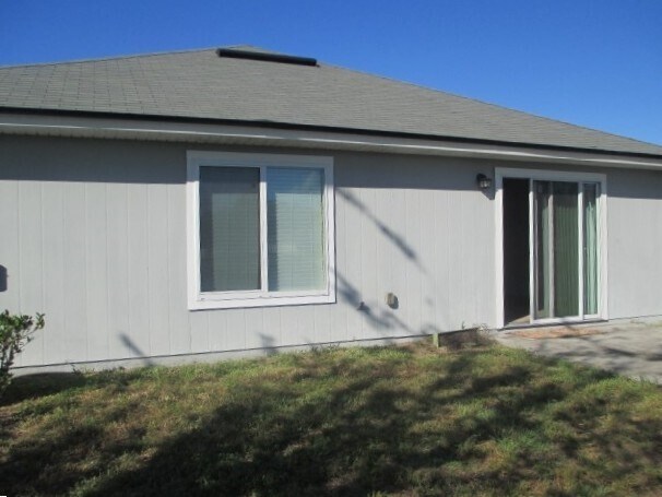 Building Photo - 5734 Village Pond Cir