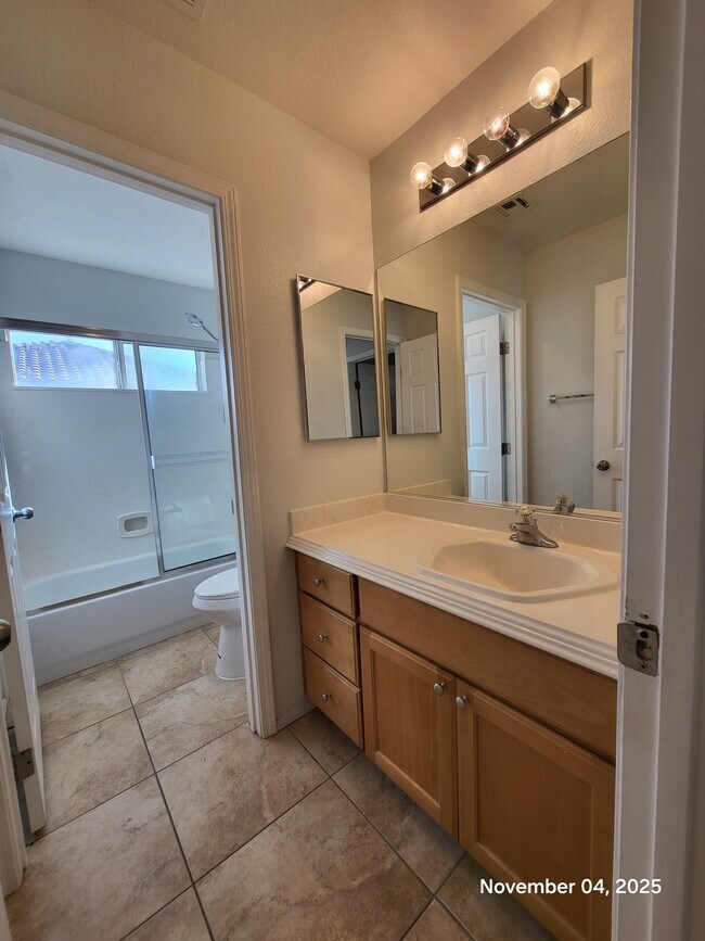 Building Photo - 6147 Pine Banks Ct