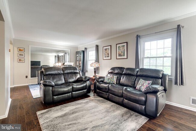 Building Photo - 12707 Harborview Ct