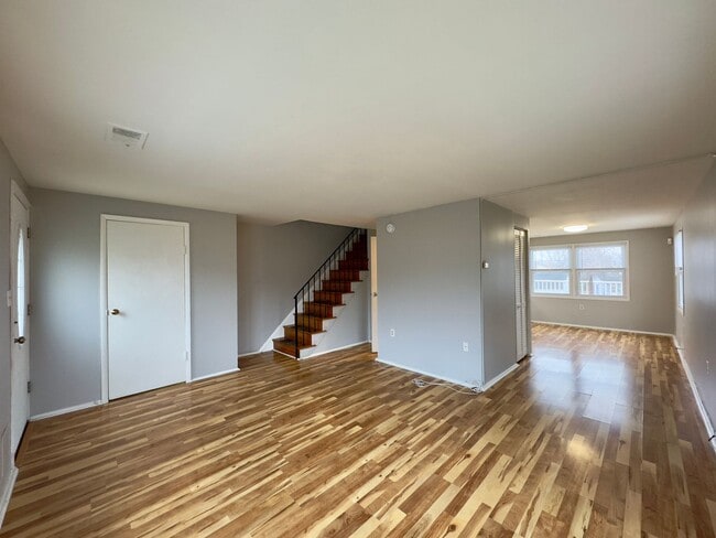 Building Photo - Charming 3 Bed/1.5Bath in Parkville, MD!