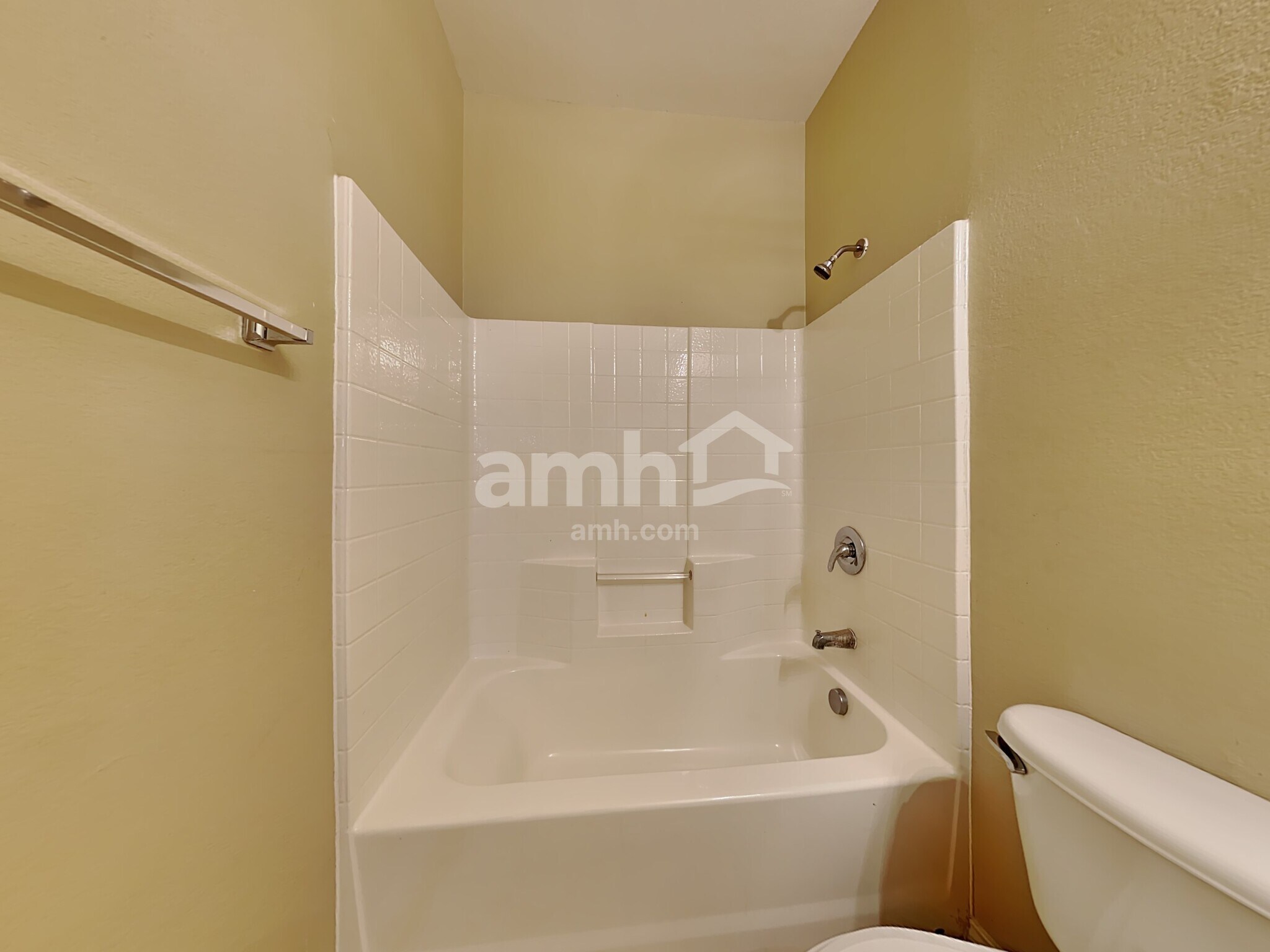 Building Photo - 2108 Carlotta Dr