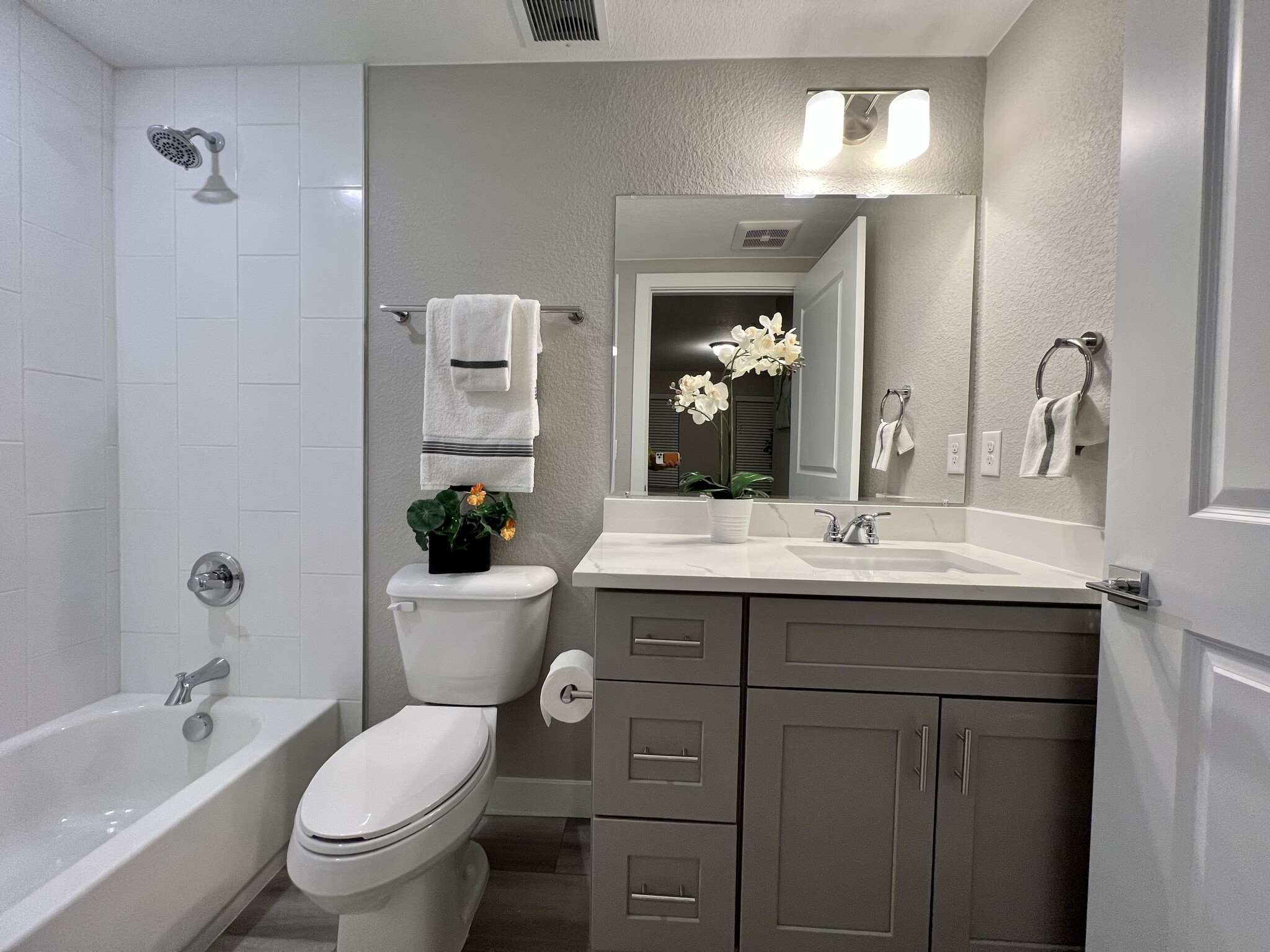 2 full bathrooms - 10020 E Girard Ave