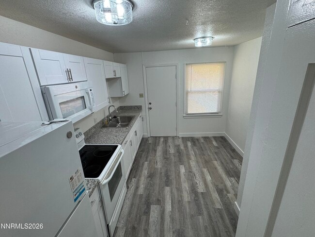 Building Photo - 70 Arden Cir