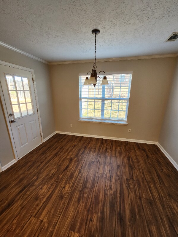 Building Photo - 713 Cannock Loop