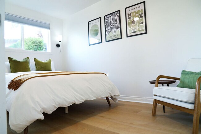 Building Photo - 1773 Torrance St