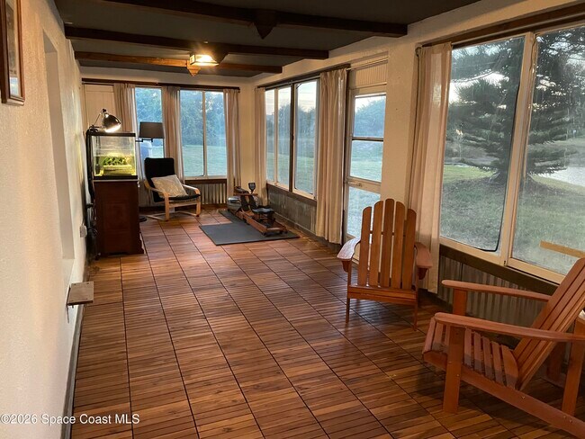 Building Photo - 2152 Spring Creek Cir