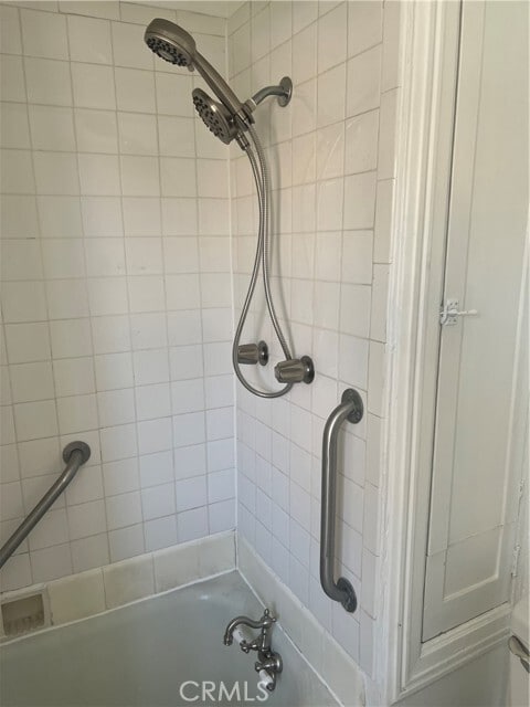 Building Photo - 4429 Victoria Park Dr