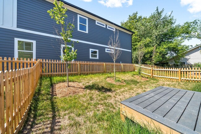 Building Photo - Brand New 3 Bedroom 3 Bath Townhome for Re...