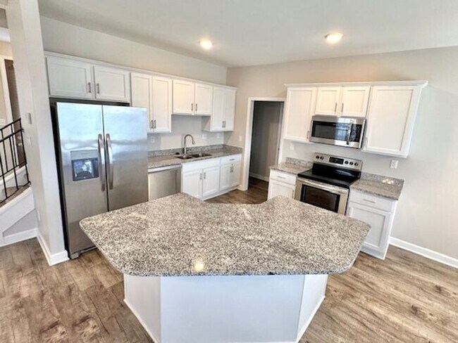 Building Photo - Great 4 BR home in Walls, MS now available