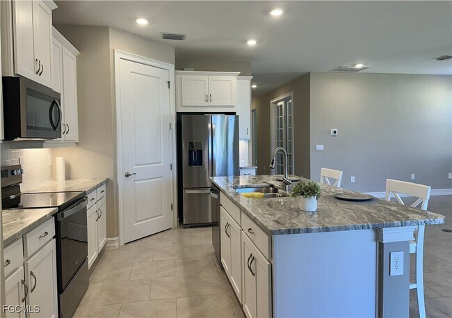 Building Photo - 1401 Remington Trce Dr