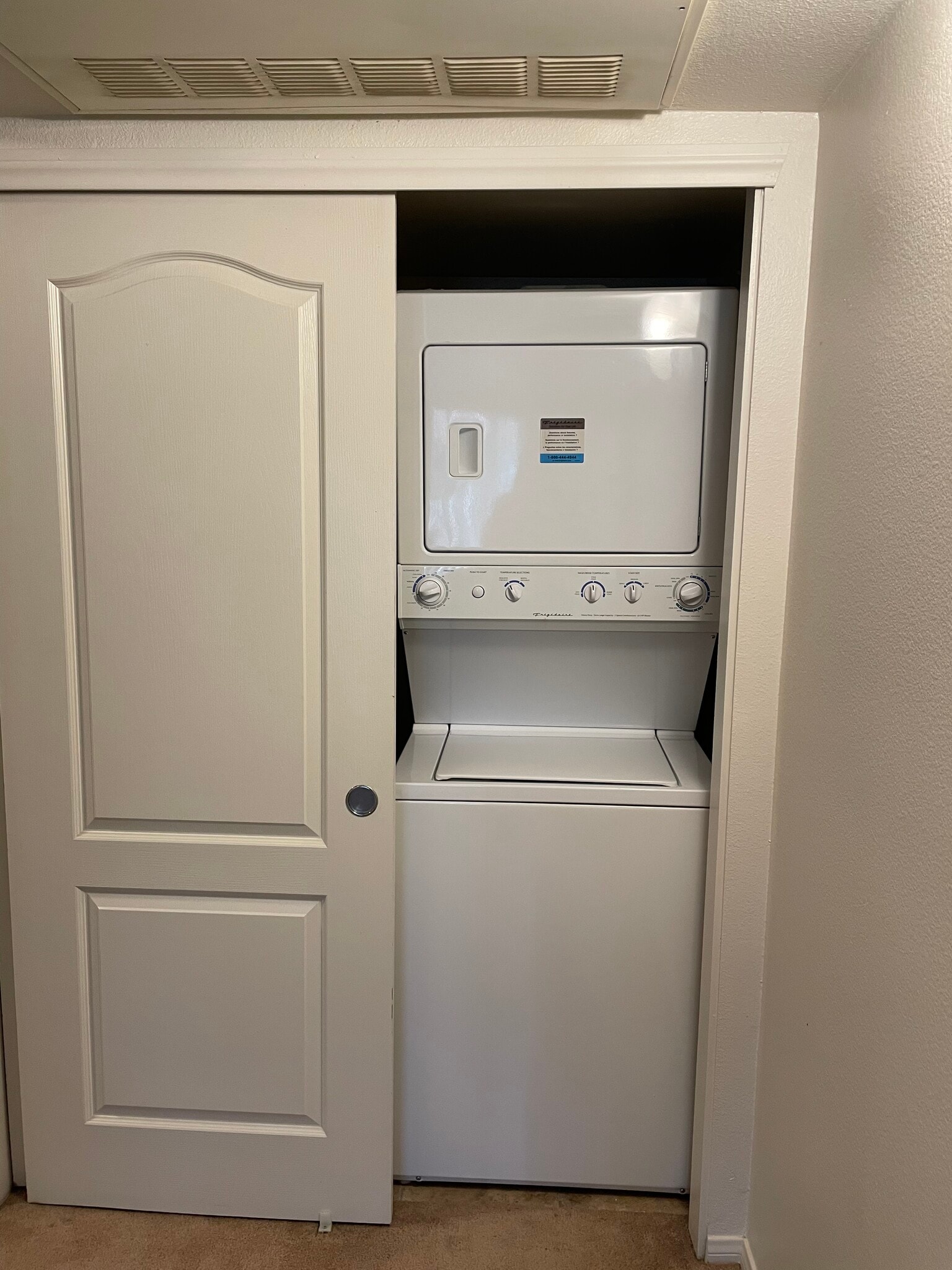 Building Photo - 2111 Sealion Dr