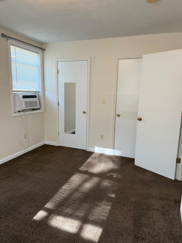 Building Photo - 60 Riley Manor Cir