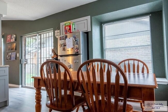 Building Photo - 1809 S Williams Ln