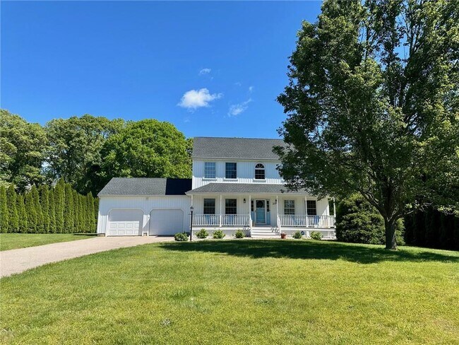 Primary Photo - 25 Sycamore Dr