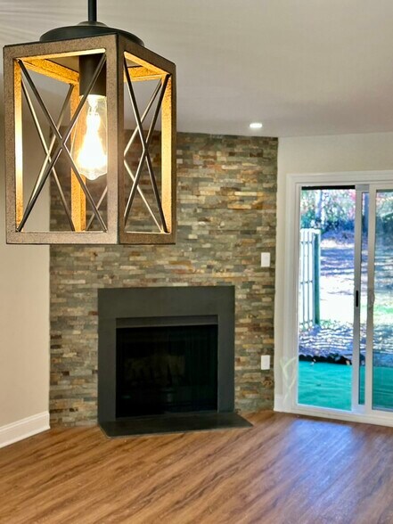 Building Photo - 55 Providence Ave