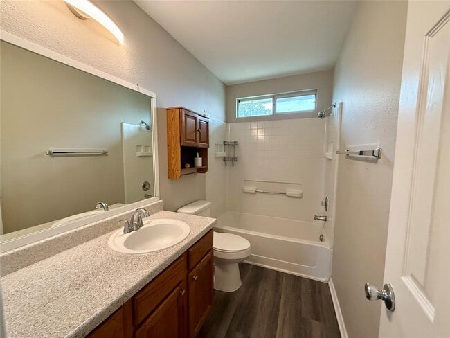 Building Photo - 17212 Hamilton Point Cir