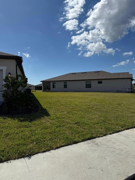 Building Photo - 1553 Saddlewood Cir