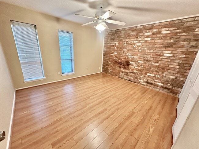 Building Photo - 3758 Laura Leigh Dr