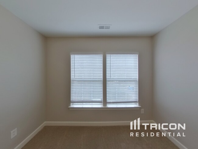 Building Photo - 509 Underhill Ln