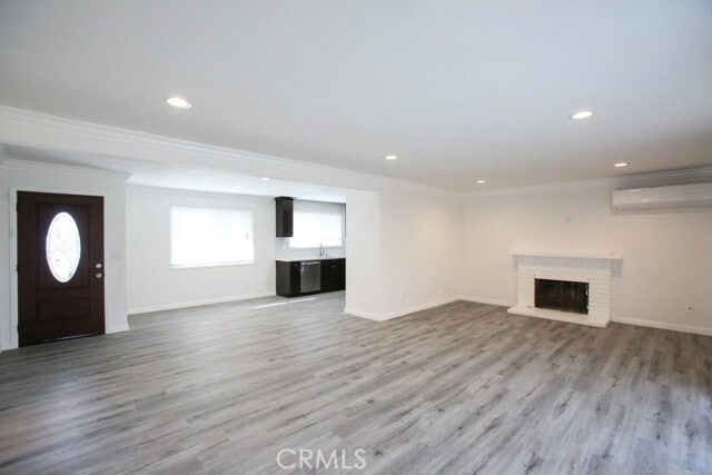 Building Photo - 15952 Standish Ln
