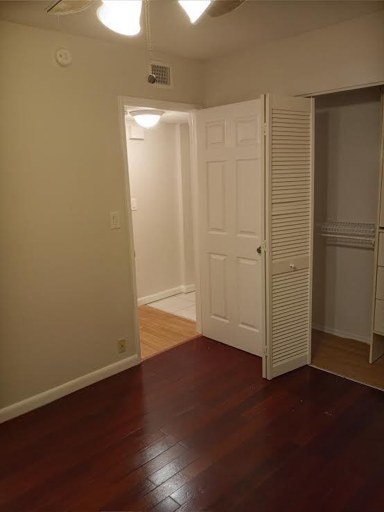 Building Photo - 512 Gardens Dr