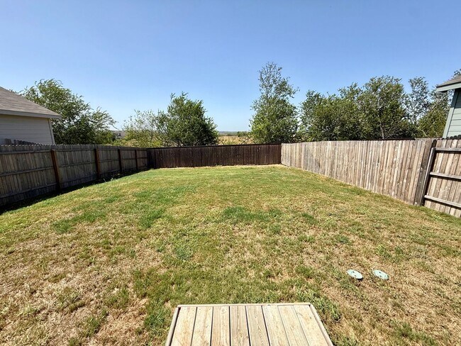Building Photo - 6679 Cibolo Springs