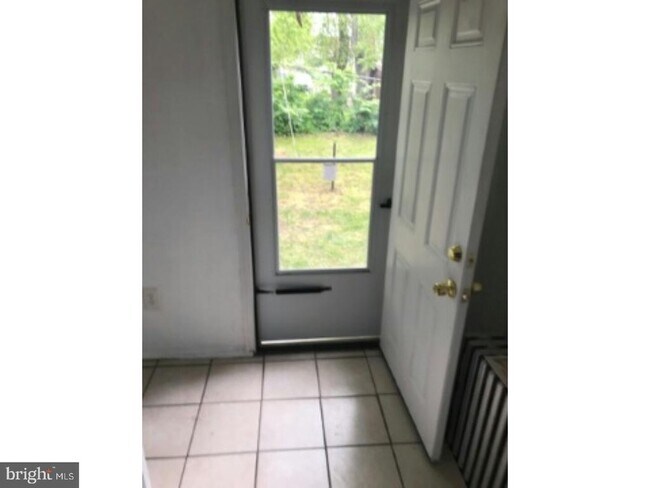 Building Photo - 229 N 9th St