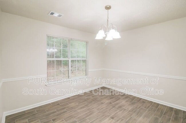 Building Photo - 312 MacGregor Dr