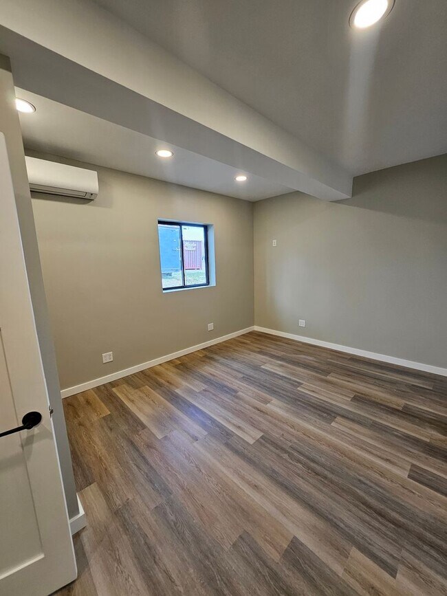 Building Photo - Brand new 1 bed apartment