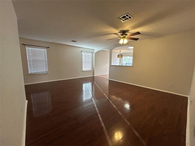 Building Photo - 17418 Dashwood Creek Dr