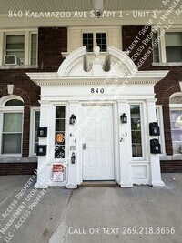 Building Photo - 840 Kalamazoo Ave SE