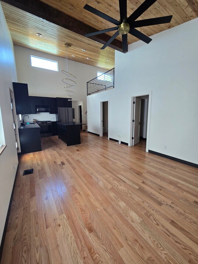 Building Photo - 1130 Taffeta Dr