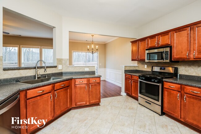 Building Photo - 5450 Crestwick Wy