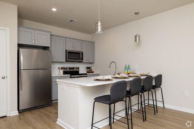 2BR, 2BA - 1180SF - Kitchen - Bethlehem Commons