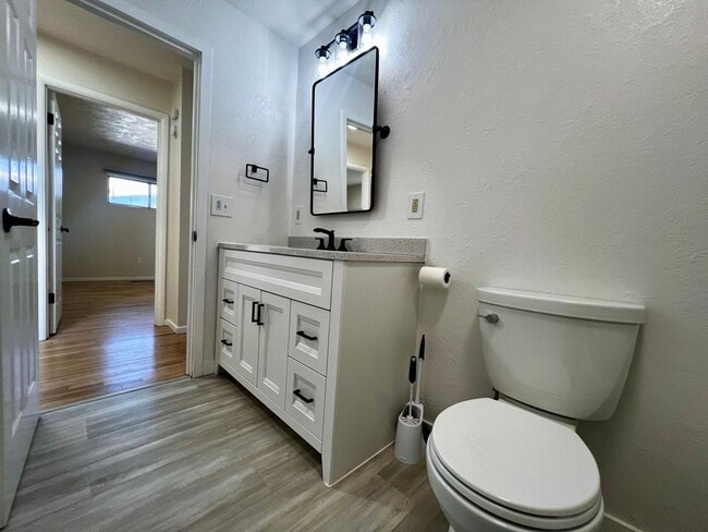 Building Photo - 3-Bedroom Home on Corner Lot with a View!