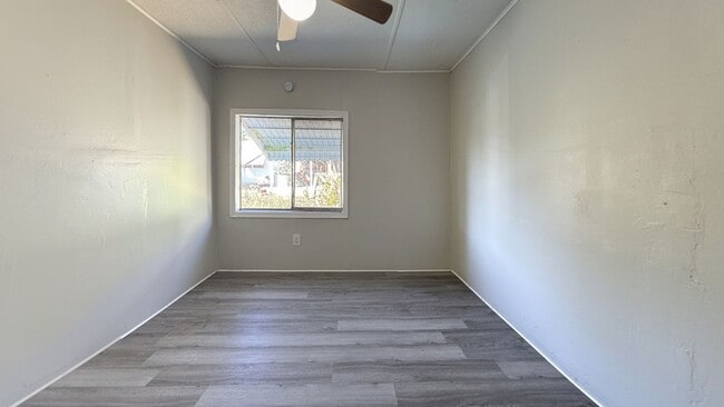 Building Photo - 6519 Sandra Dr