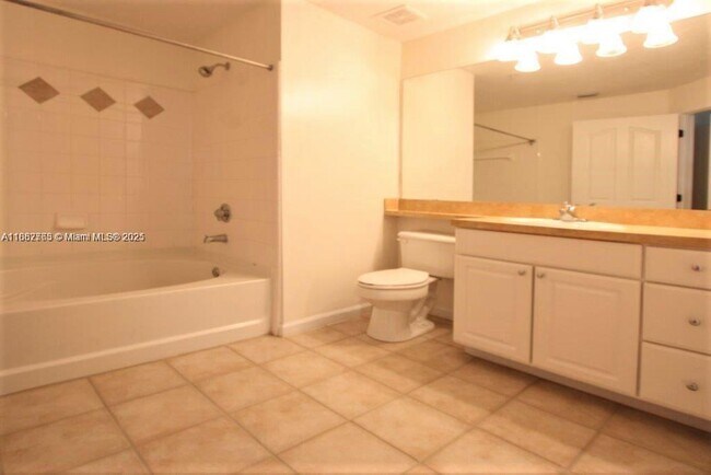 Building Photo - 9833 Baywinds Blvd