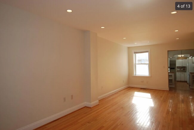 Building Photo - 110 S Wolfe St