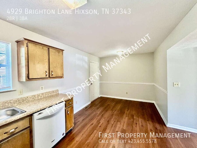 Building Photo - 4929 Brighton Ln