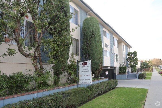 Building Photo - 3747 S Sepulveda Blvd