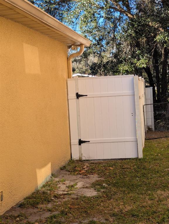 Building Photo - 1538 Algonkin Loop