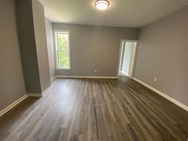 Building Photo - Anika Homes 3 Bedroom