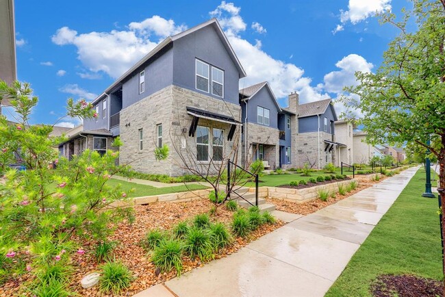 Building Photo - 2501 Simond Ave