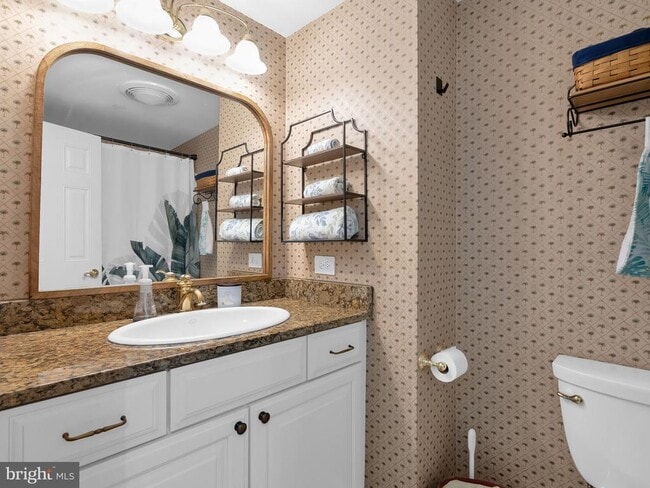 Building Photo - 1300 Crystal Dr